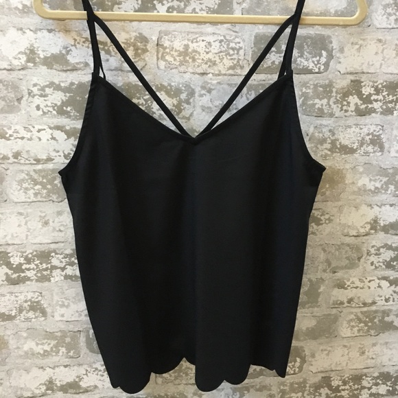 unknown Tops - ✌🏻Black camisole top